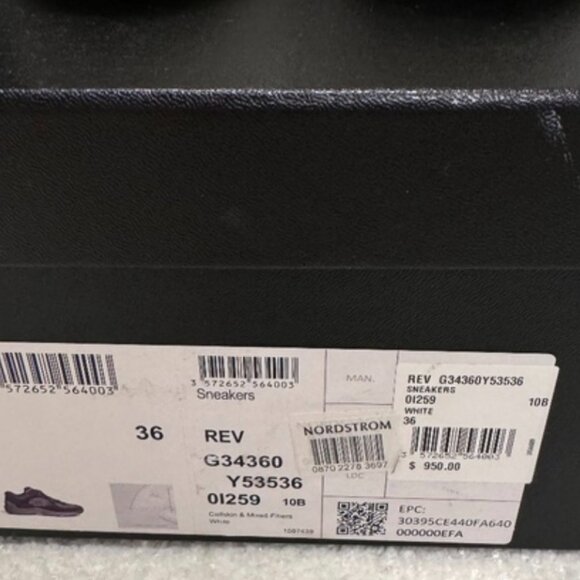 CHANEL Cream Sneakers - Picture 3 of 3